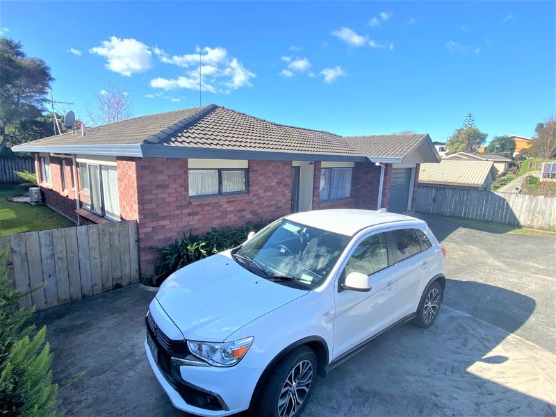 3B Dunrobbin Place, Gate Pa, Tauranga - Carousel 2