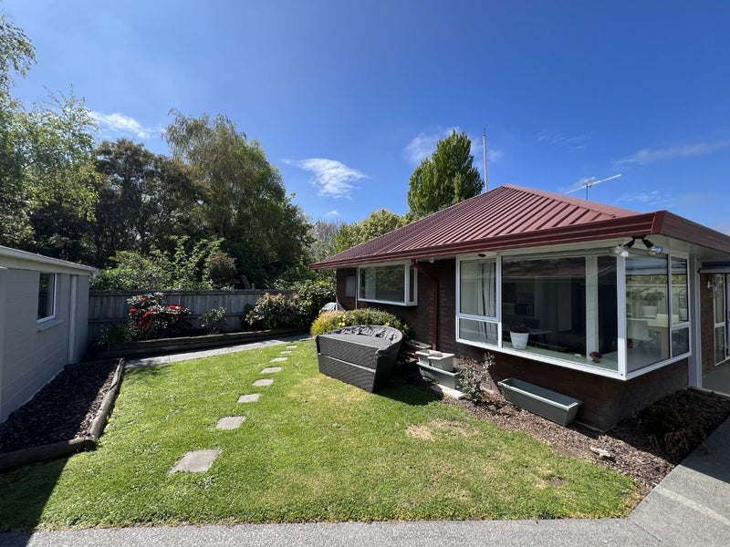 2/148 Rose Street, Somerfield, Christchurch - Carousel 1