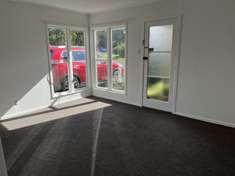 1/68 Titirangi Road, New Lynn, Auckland - Carousel 10