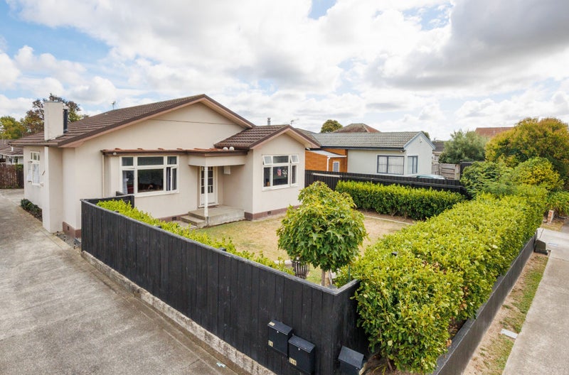 36 Wood Street, Takaro, Palmerston North - Carousel 1