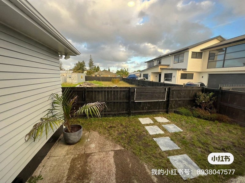 71 Archibald Road, Kelston, Auckland - Carousel 12