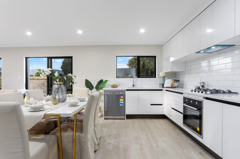 4D Trimmer Terrace, Papatoetoe, Auckland - Carousel 1