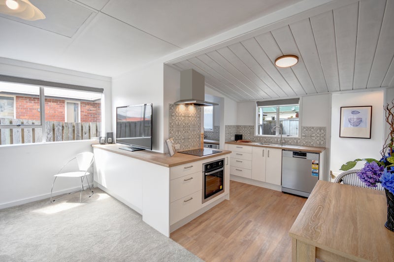 13 De Carle Street, Saint Kilda, Dunedin - Carousel 2