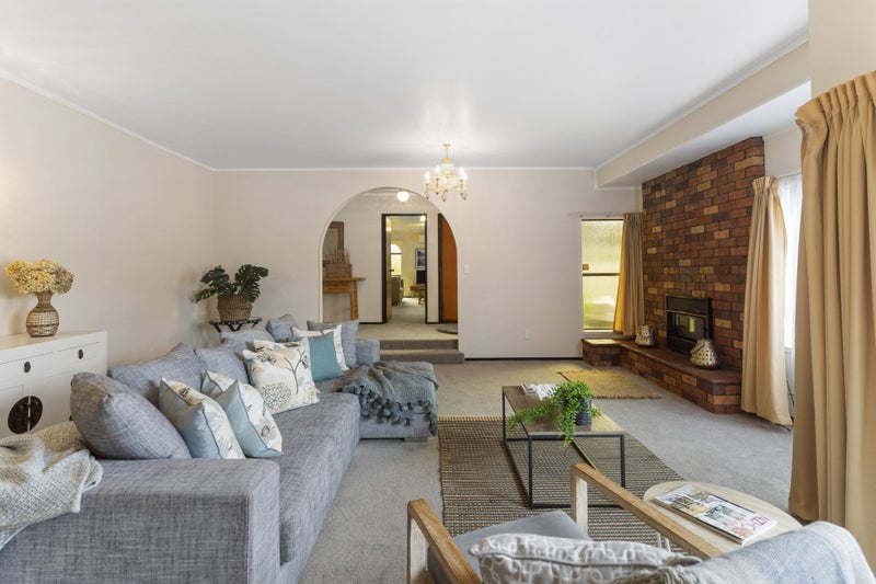 23 Lakeside Drive, Pahurehure, Papakura - Carousel 2