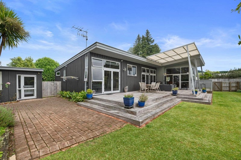 38 Caulfield Place, Pukehangi, Rotorua - Carousel 1