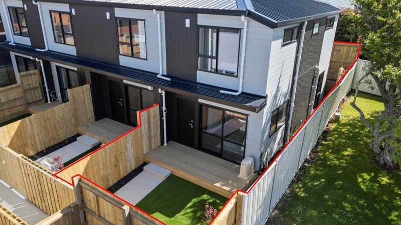 4/57 Halsey Drive, Lynfield, Auckland - Carousel 1