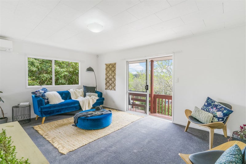 17 Lynn Road, Bayview, Auckland - Carousel 1