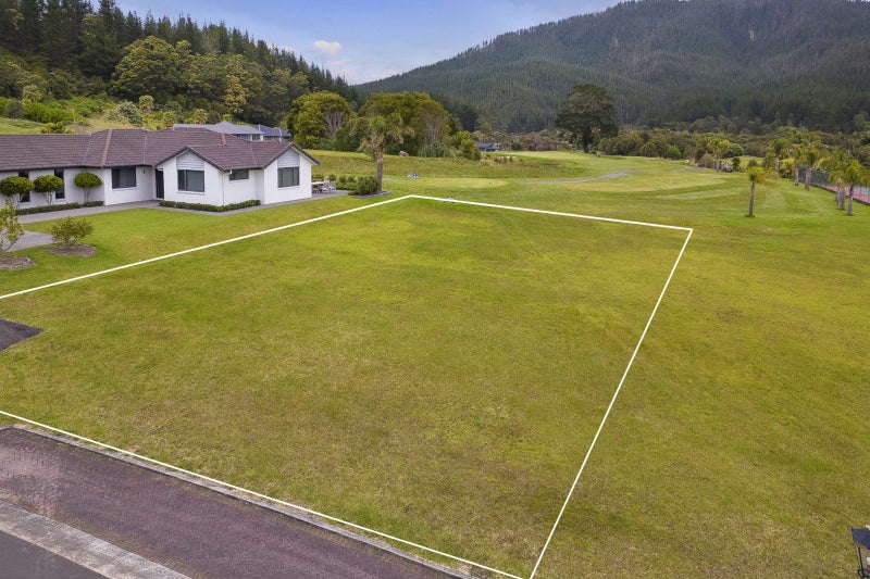 37 Sanctuary Cove, Pauanui - Carousel 1