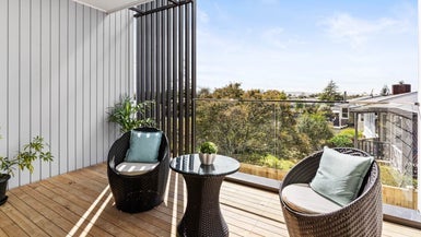 2/3 Milich Terrace, Te Atatu South, Auckland - Carousel 1