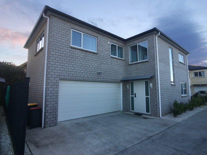 70A Elliot Street, Howick, Auckland - Carousel 2