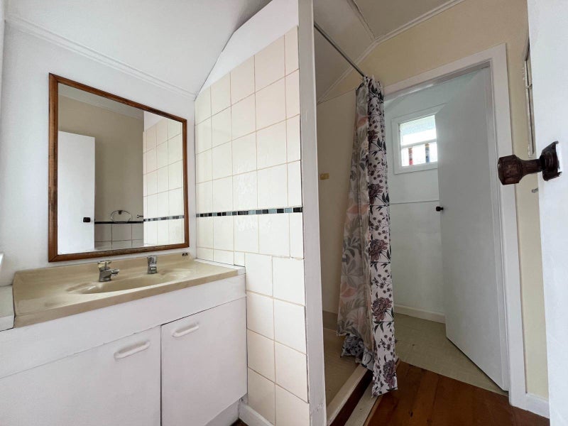 38A Kawiti Avenue, Point England, Auckland - Carousel 9