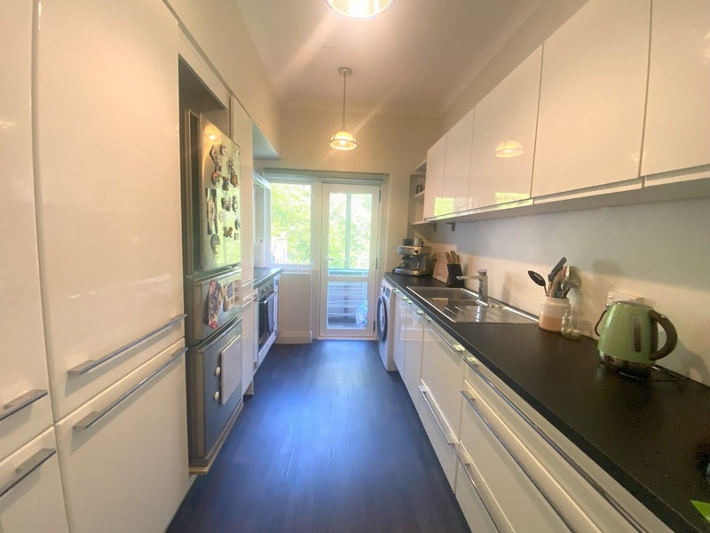 3/48 Oriental Parade, Oriental Bay, Wellington - Carousel 1