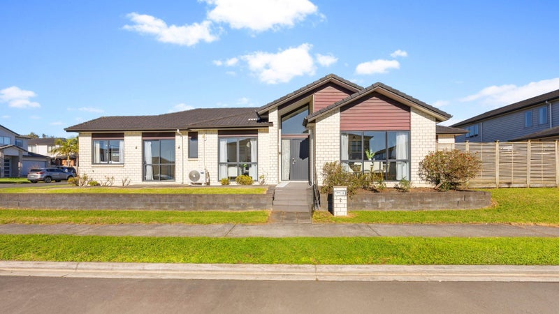 2 Cahir Place, Flat Bush, Auckland - Carousel 1