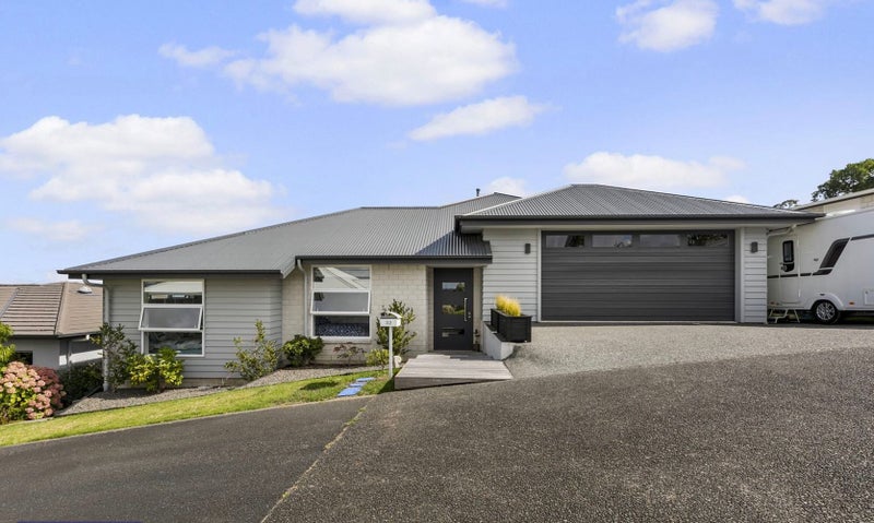 32 Sereno Vista, Bellevue, Tauranga - Carousel 1