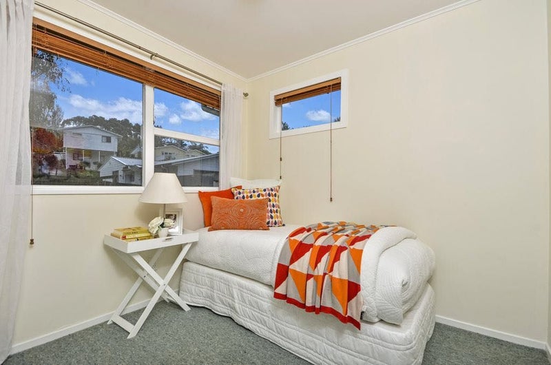 17 Carina Crescent, Torbay, Auckland - Carousel 2