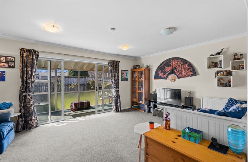 1/1 Craven Street, Sockburn, Christchurch - Carousel 1