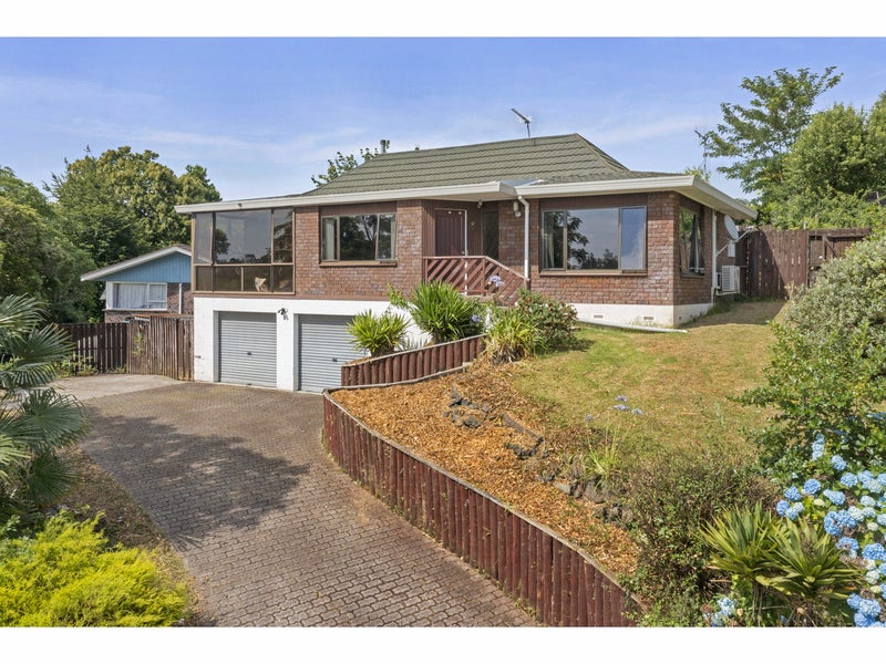 6 Exeter Street, Glenview, Hamilton - Carousel 30