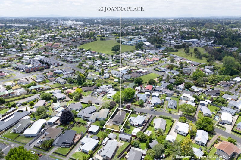 23 Joanna Place, Deanwell, Hamilton - Carousel 13