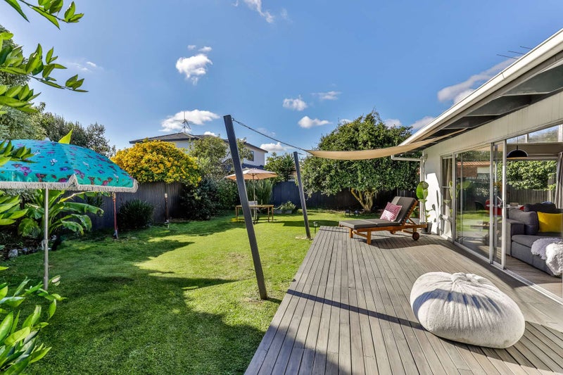 2/43 Central Avenue, Papatoetoe, Auckland - Carousel 2