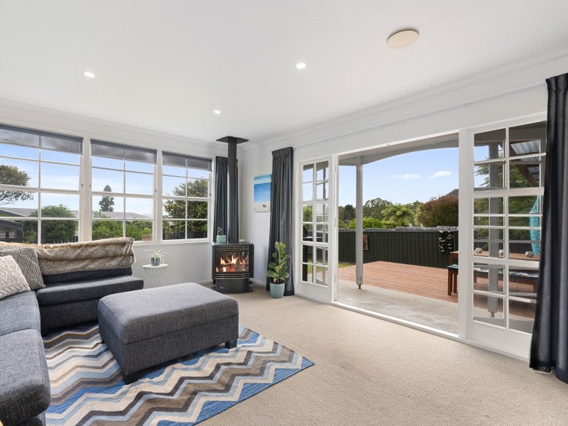 4 Taiporutu Place, Springfield, Rotorua - Carousel 2