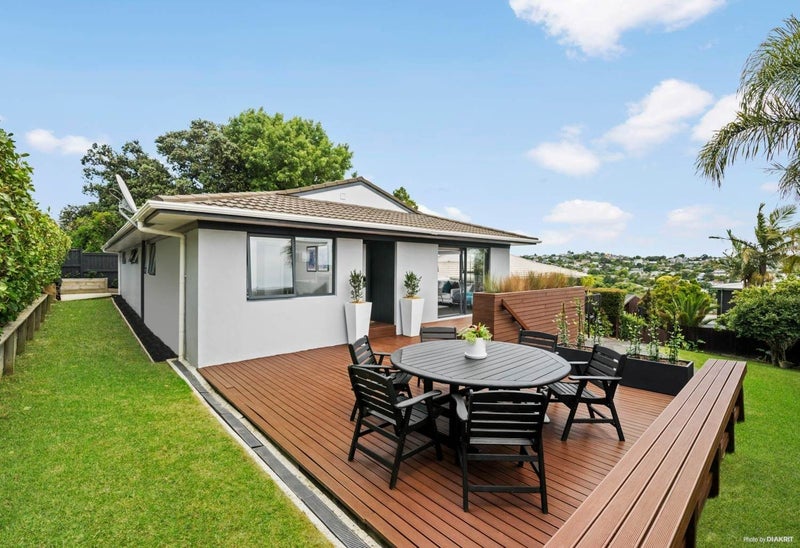 2/41 Shanaway Rise, Hillcrest, Auckland - Carousel 2