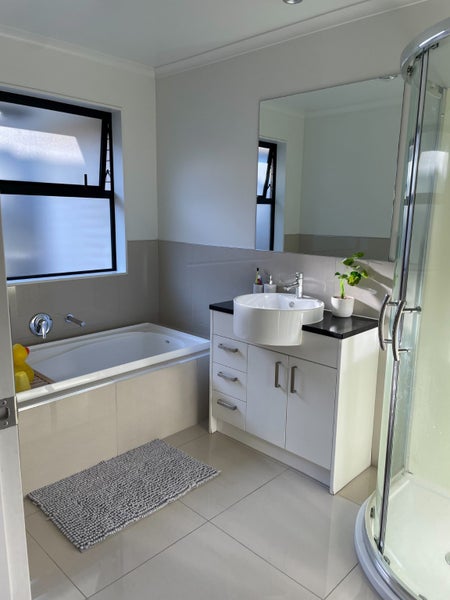 16 Wetherby Road, Flagstaff, Hamilton - Carousel 11