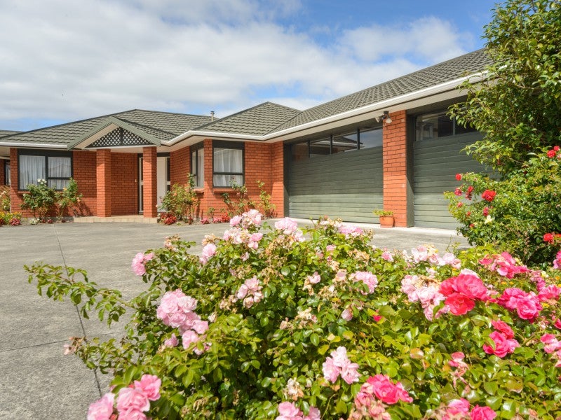 27 Rosebank Avenue, Kelvin Grove, Palmerston North - Carousel 1