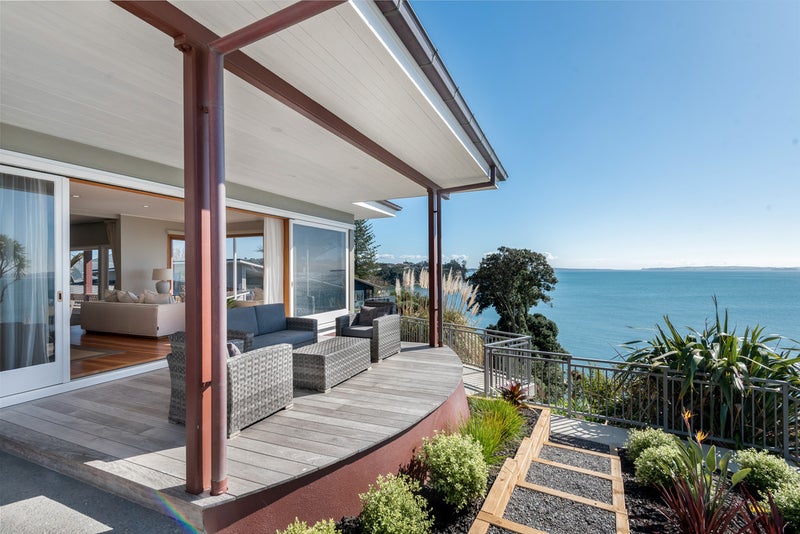 7 Rangitoto View Road, Cockle Bay, Auckland - Carousel 2