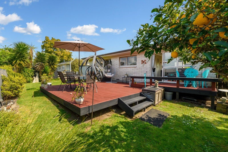 2 Chester Street, Judea, Tauranga - Carousel 2