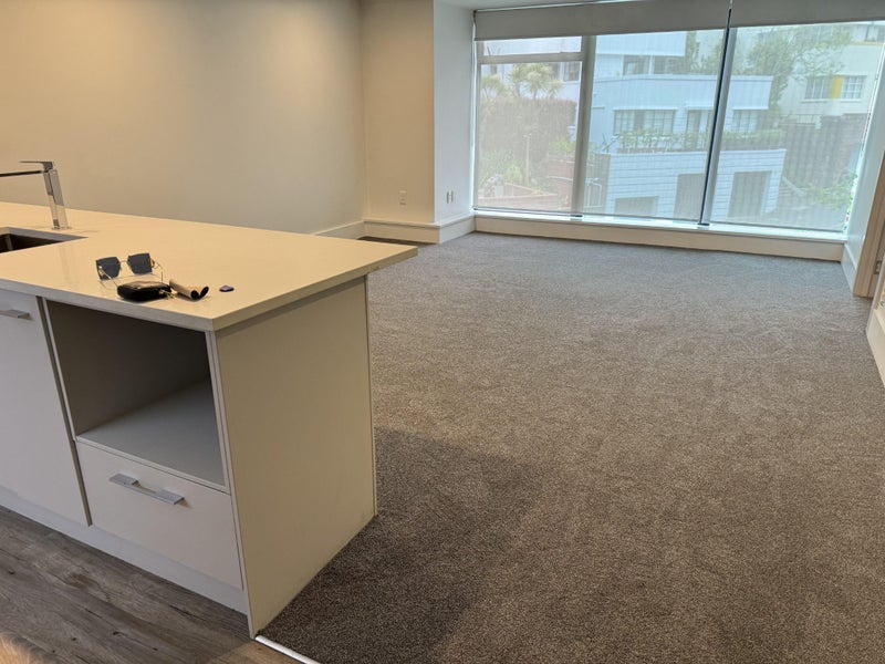 305/8 Whitaker Place, Grafton, Auckland - Carousel 2