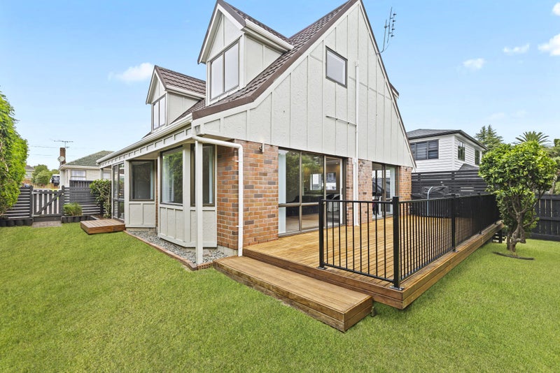 2/19 Landon Avenue, Papatoetoe, Auckland - Carousel 2