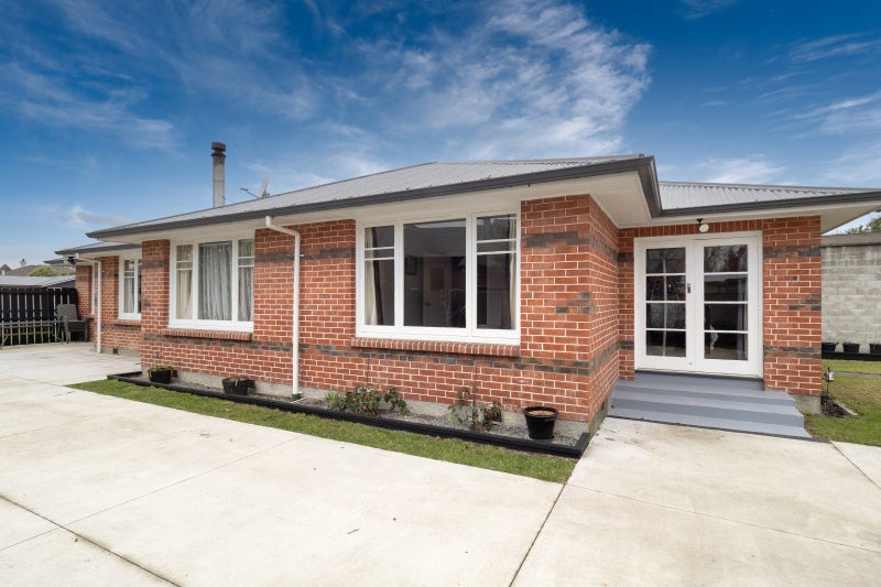 17 Middle Road, Allenton, Ashburton - Carousel 2