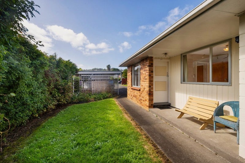 1/45 Willcott Street, Mount Albert, Auckland - Carousel 1
