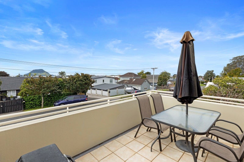 31A Seaview Road, Otumoetai, Tauranga - Carousel 2