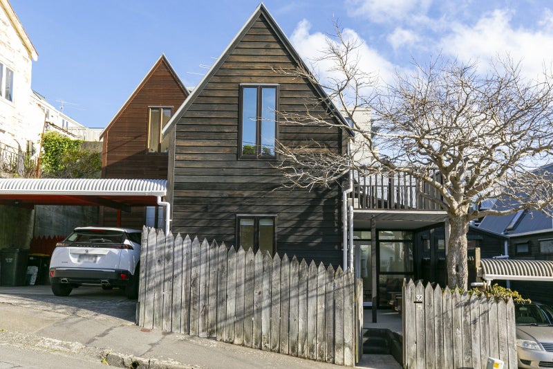 92 Majoribanks Street, Mount Victoria, Wellington - Carousel 1