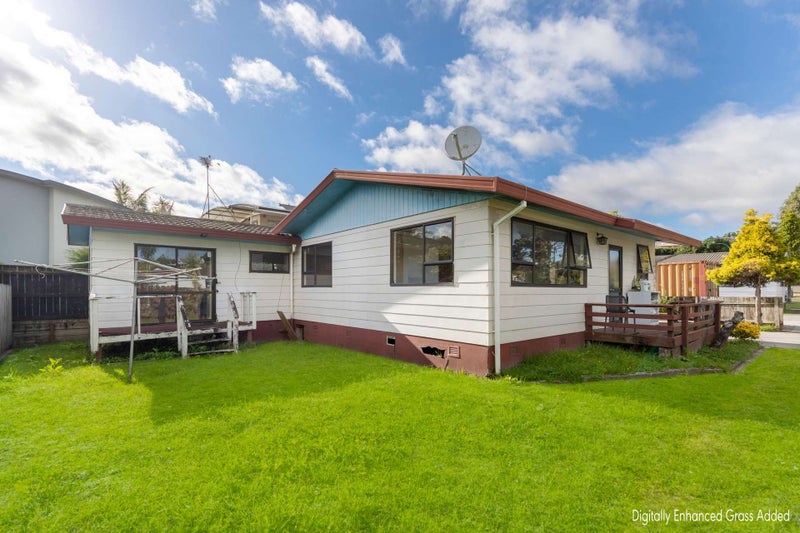 261A Welcome Bay Road, Welcome Bay, Tauranga - Carousel 1