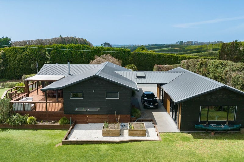113 Martray Road, Katikati - Carousel 1