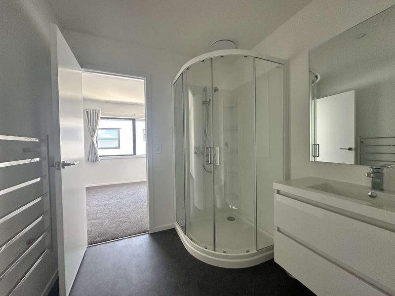 8/104 Martin Street, Wallaceville, Upper Hutt - Carousel 13