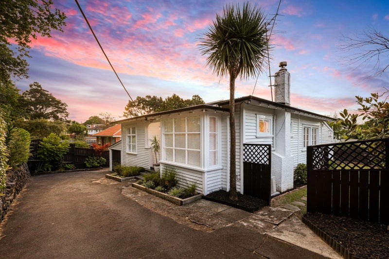 1/93 Seabrook Avenue, New Lynn, Auckland - Carousel 1
