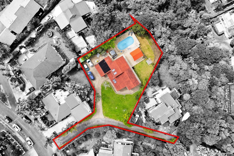 19 Cyclades Place, Shelly Park, Auckland - Carousel 2