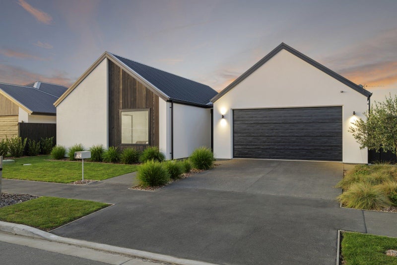 12 Dalness Crescent, Halswell, Christchurch - Carousel 21