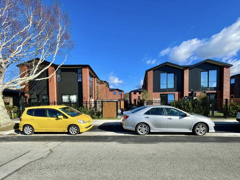 7/1 Milne Crescent, Taita, Lower Hutt - Carousel 13