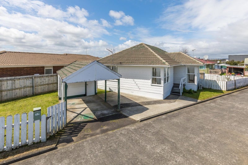 2/48 Trimdon Street, Randwick Park, Auckland - Carousel 1