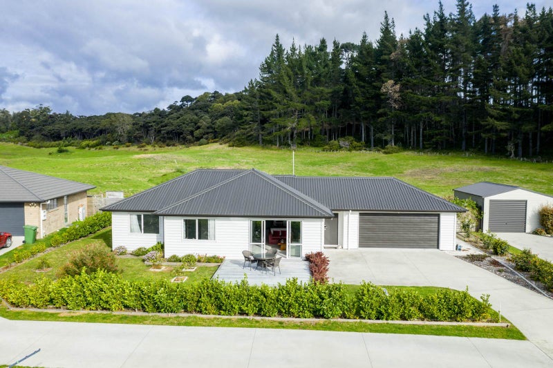 33 Anchorage Road, Mangawhai Heads, Mangawhai - Carousel 1