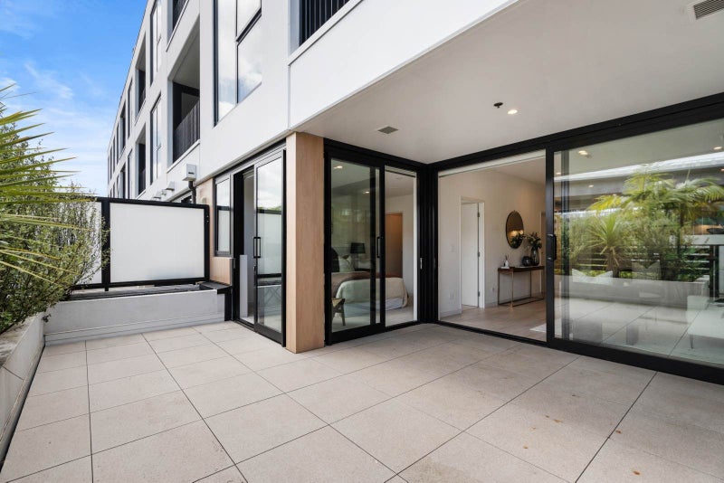 107/14 Edgerley Avenue, Newmarket, Auckland - Carousel 2