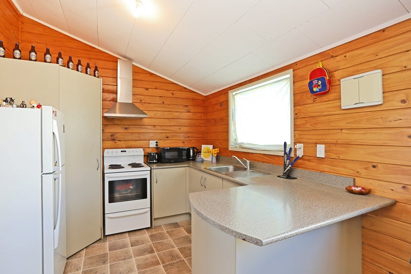 13 Holmes Place, Flaxmere, Hastings - Carousel 2