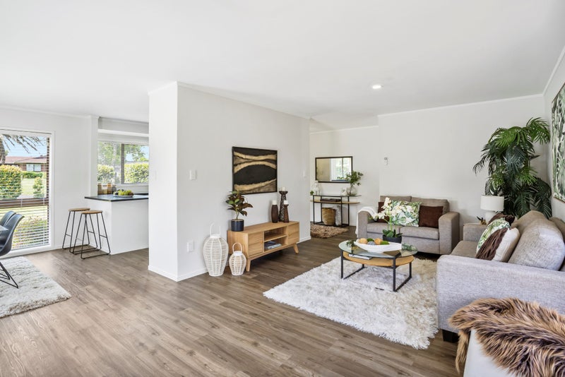 5 Brockton Avenue, Conifer Grove, Takanini - Carousel 2