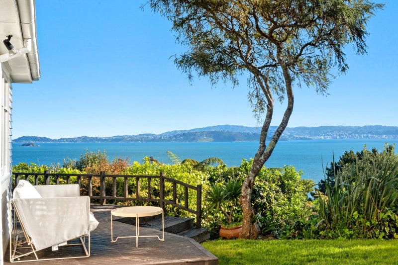 41 Waitohu Road, York Bay, Lower Hutt - Carousel 1