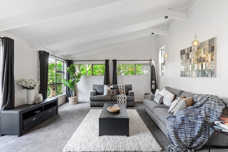 9B Raymond Terrace, Northcote, Auckland - Carousel 2