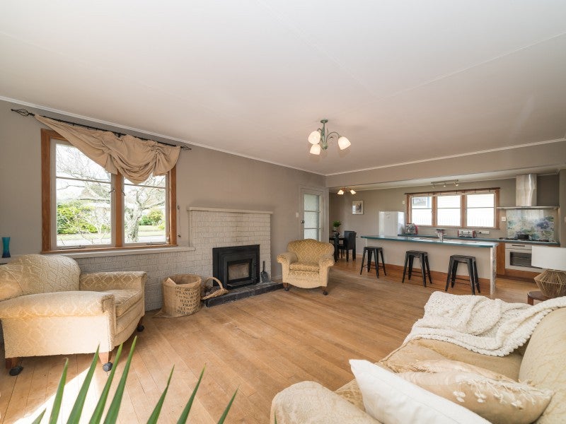 1 Stoke Place, Awapuni, Palmerston North - Carousel 2